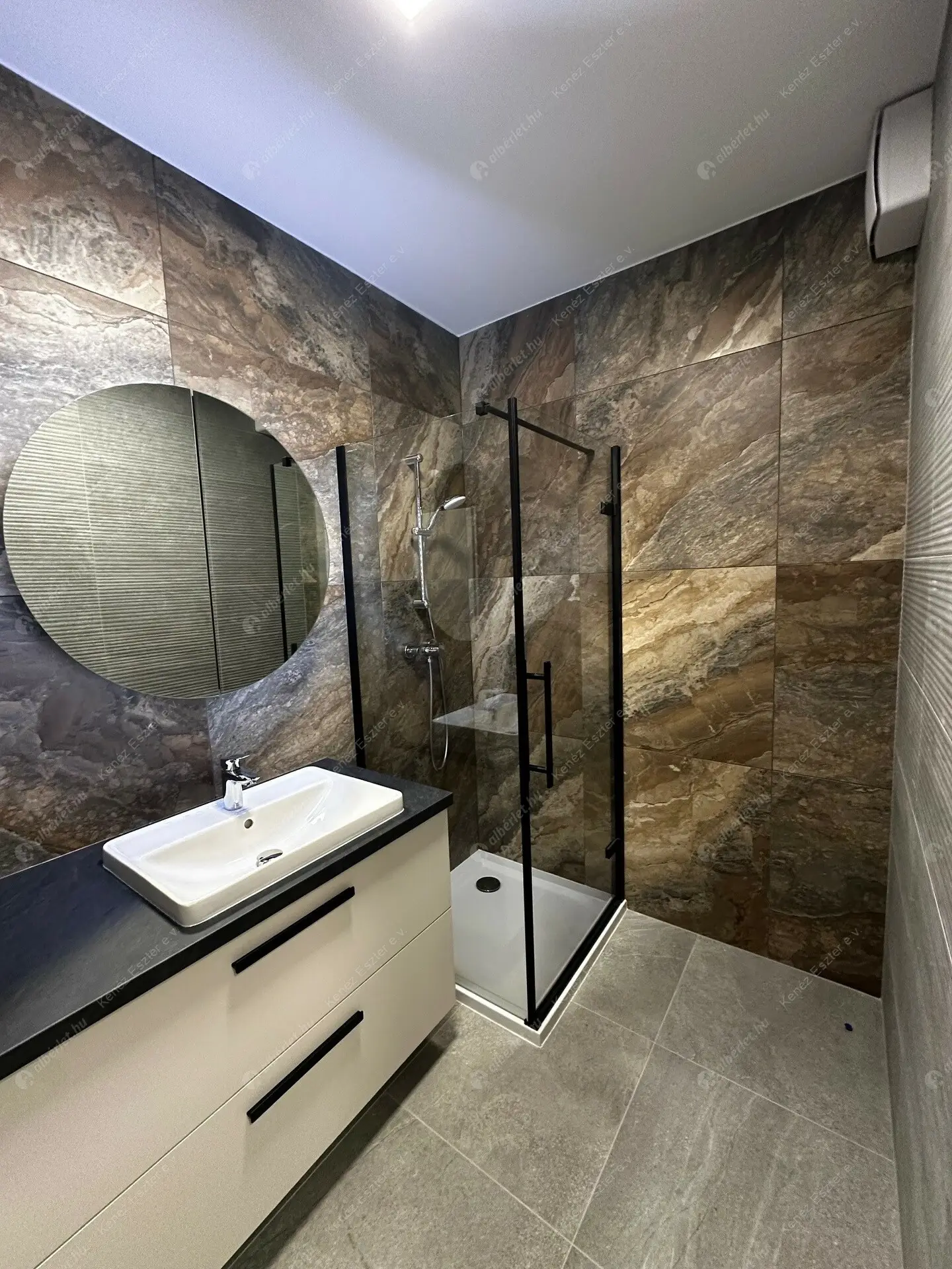 Kiadó albérlet 350000 Ft/hó áron: Budapest, XIII. kerület  Csángó utca. Mérete: 45 nm, 2 szobás | Alberlet.hu - 6521731