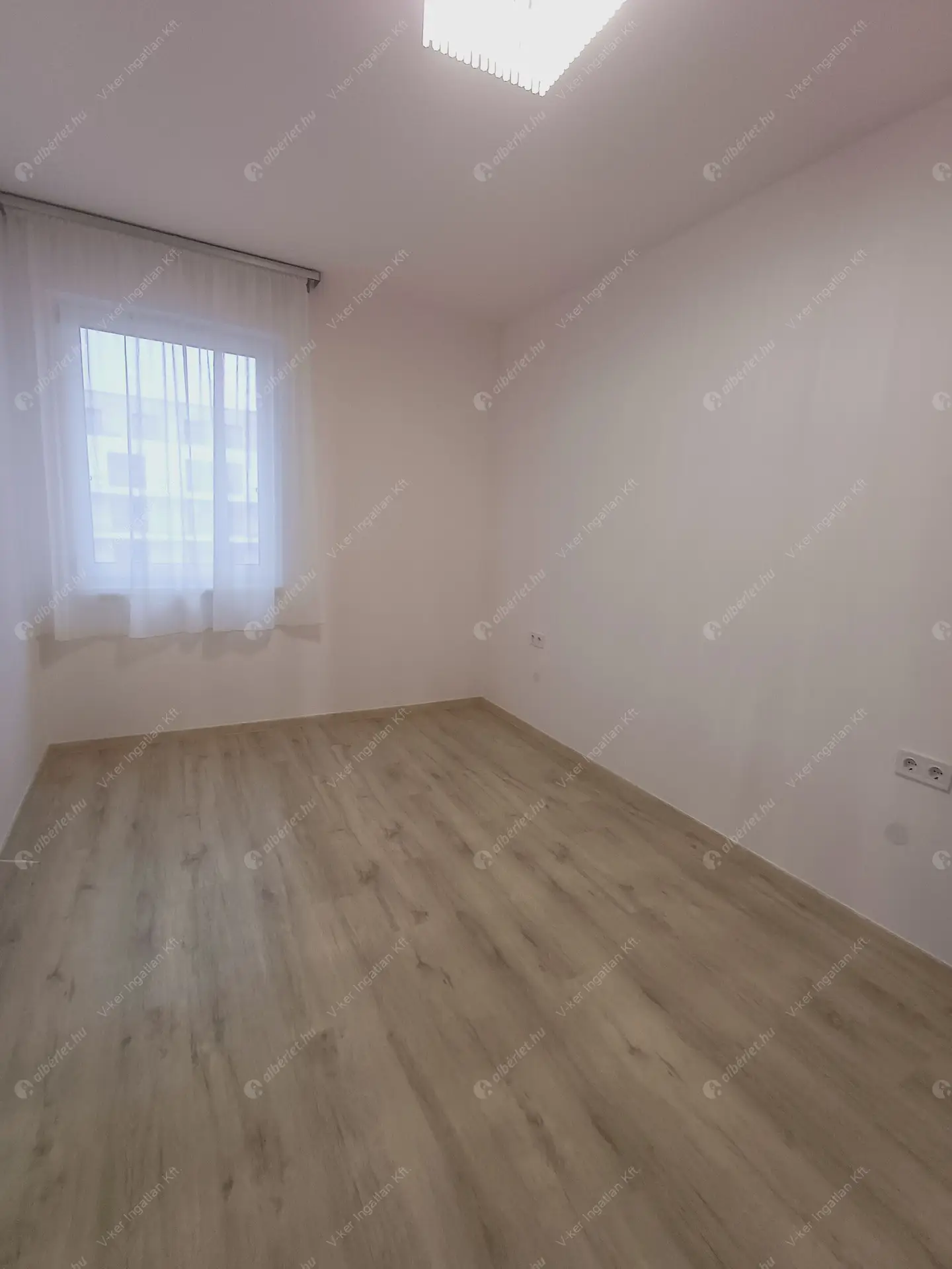 Kiadó albérlet 300000 Ft/hó áron: Budapest, XIII. kerület  Csángó utca. Mérete: 47 nm, 1 szobás | Alberlet.hu - 6332513