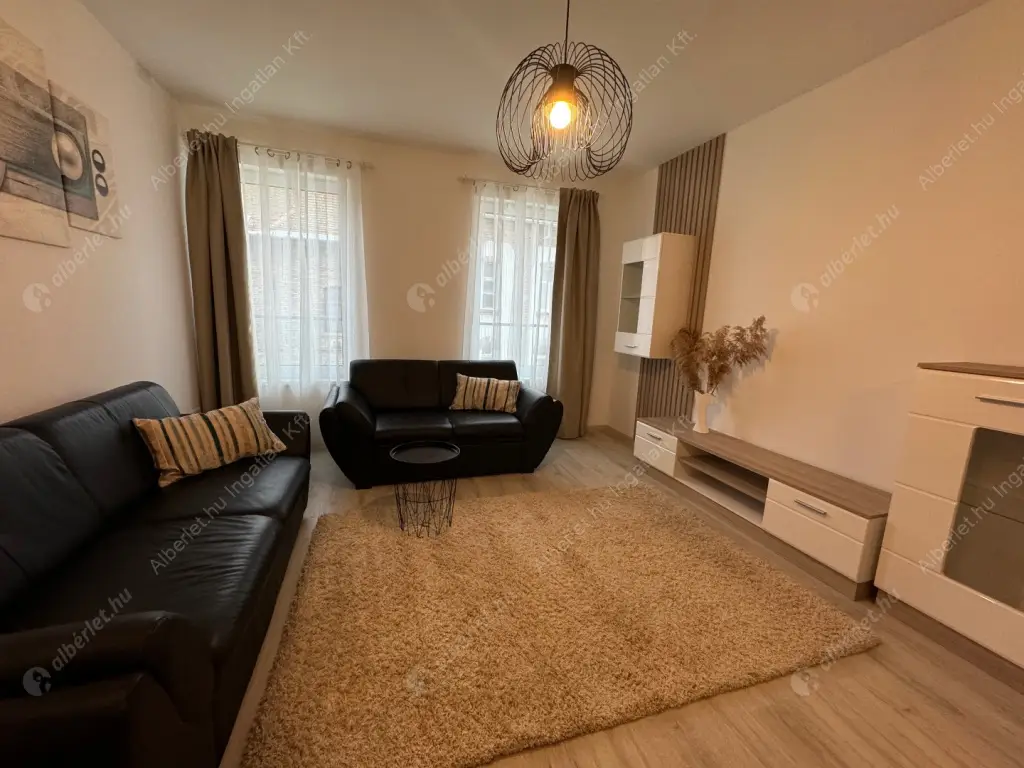 Kiadó albérlet 290000 Ft/hó áron: Budapest, XIII. kerület  Csángó utca. Mérete: 47 nm, 2 szobás | Alberlet.hu - 6613365
