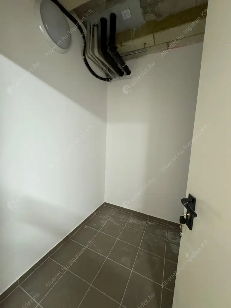 Kiadó albérlet 290000 Ft/hó áron: Budapest, XIII. kerület  Csángó utca. Mérete: 47 nm, 2 szobás | Alberlet.hu - 6613378