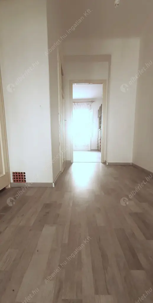 Kiadó albérlet 200000 Ft/hó áron: Budapest, XIII. kerület  Csata utca. Mérete: 40 nm, 1 szobás | Alberlet.hu - 6614791