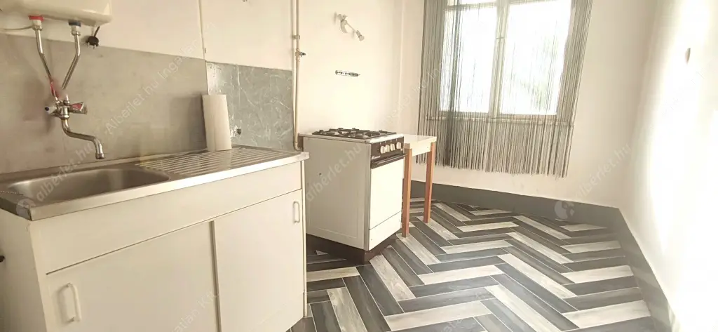 Kiadó albérlet 200000 Ft/hó áron: Budapest, XIII. kerület  Csata utca. Mérete: 40 nm, 1 szobás | Alberlet.hu - 6633053