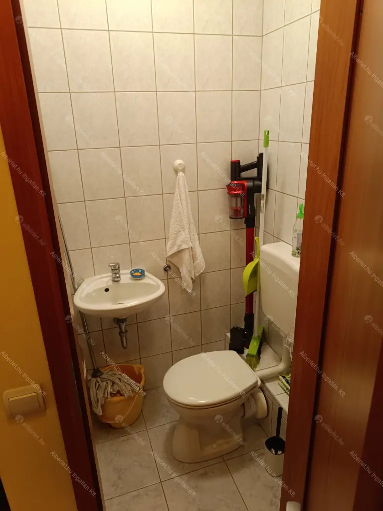 Kiadó albérlet 280000 Ft/hó áron: Budapest, XIII. kerület  Csata utca. Mérete: 50 nm, 1 szobás | Alberlet.hu - 6641561