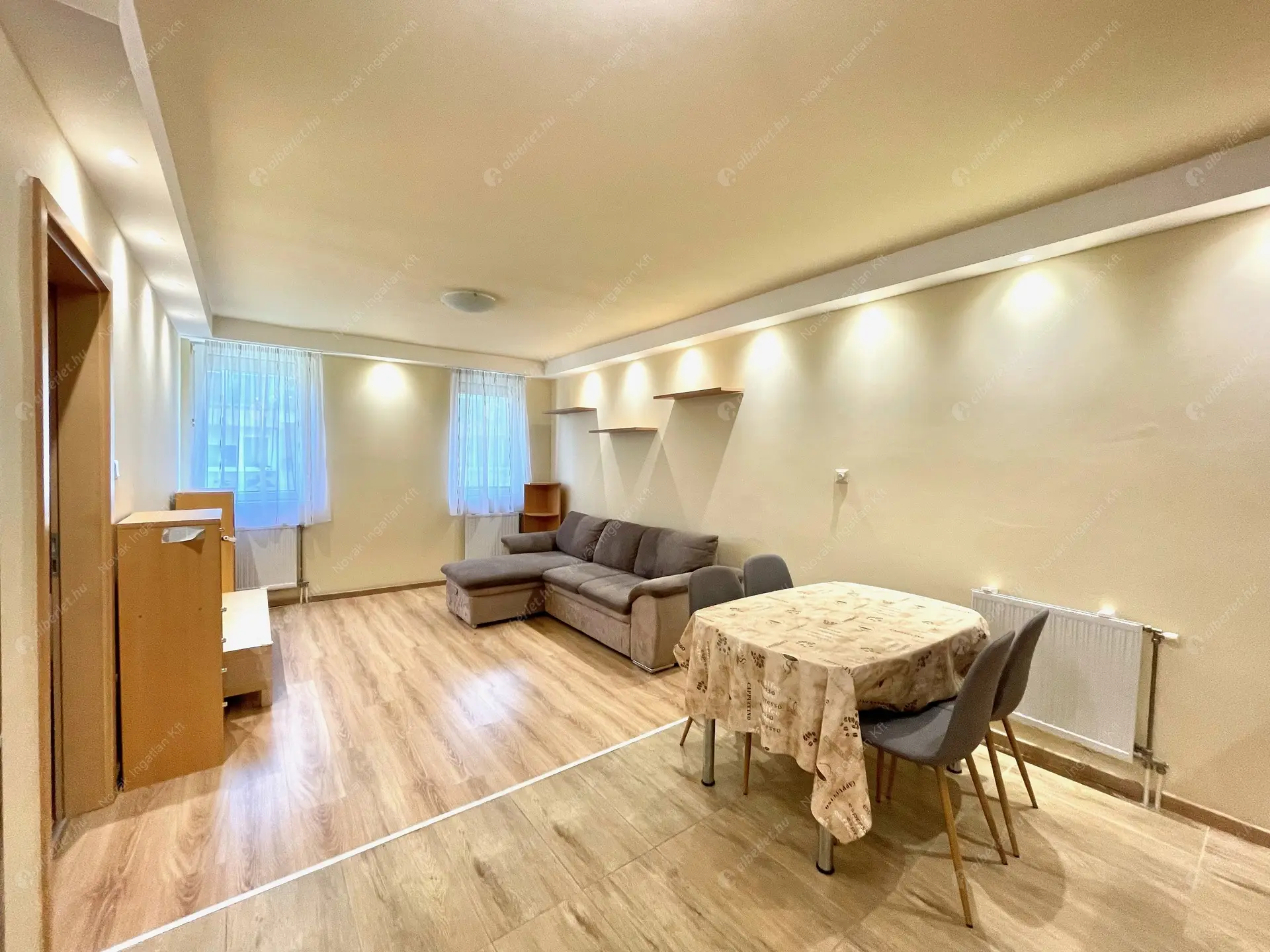 Kiadó albérlet 350000 Ft/hó áron: Budapest, XIII. kerület  Csata utca. Mérete: 74 nm, 3 szobás | Alberlet.hu - 6252319