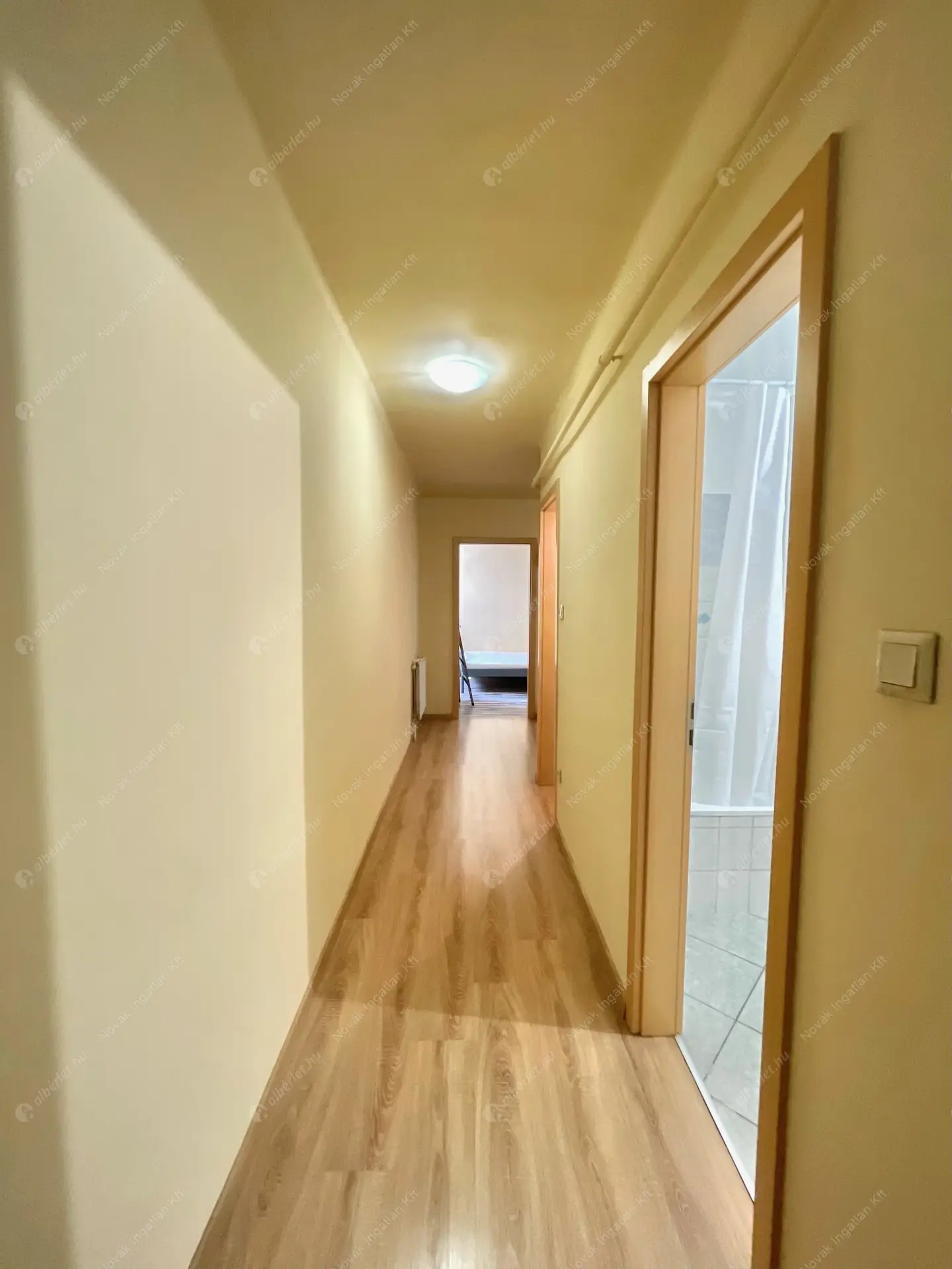 Kiadó albérlet 350000 Ft/hó áron: Budapest, XIII. kerület  Csata utca. Mérete: 74 nm, 3 szobás | Alberlet.hu - 6252321