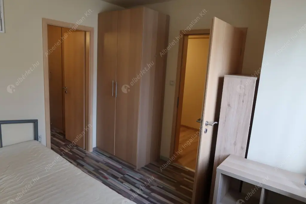Kiadó albérlet 370000 Ft/hó áron: Budapest, XIII. kerület  Csata utca. Mérete: 74 nm, 3 szobás | Alberlet.hu - 6636052