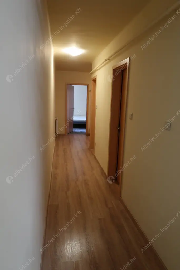 Kiadó albérlet 370000 Ft/hó áron: Budapest, XIII. kerület  Csata utca. Mérete: 74 nm, 3 szobás | Alberlet.hu - 6636053