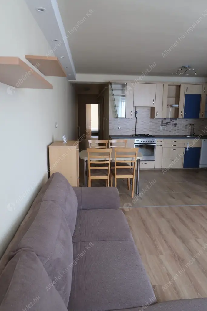 Kiadó albérlet 370000 Ft/hó áron: Budapest, XIII. kerület  Csata utca. Mérete: 74 nm, 3 szobás | Alberlet.hu - 6636056