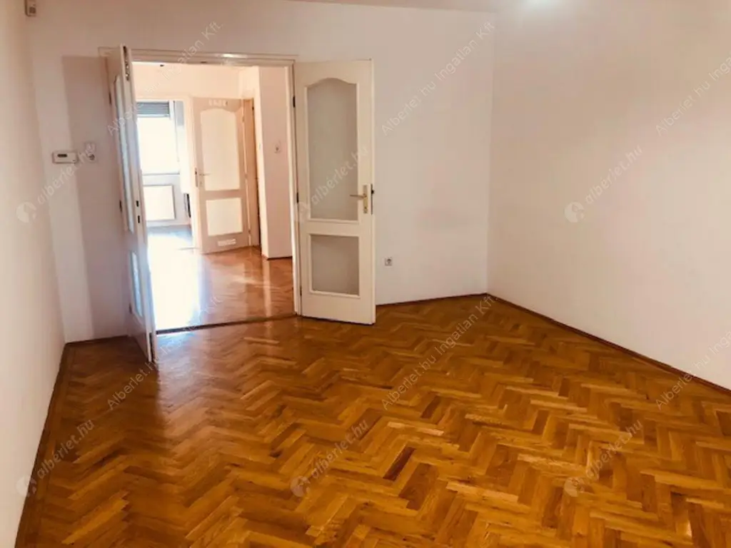 Kiadó albérlet 340000 Ft/hó áron: Budapest, XIII. kerület  Csata utca. Mérete: 82 nm, 3 szobás | Alberlet.hu - 6525101