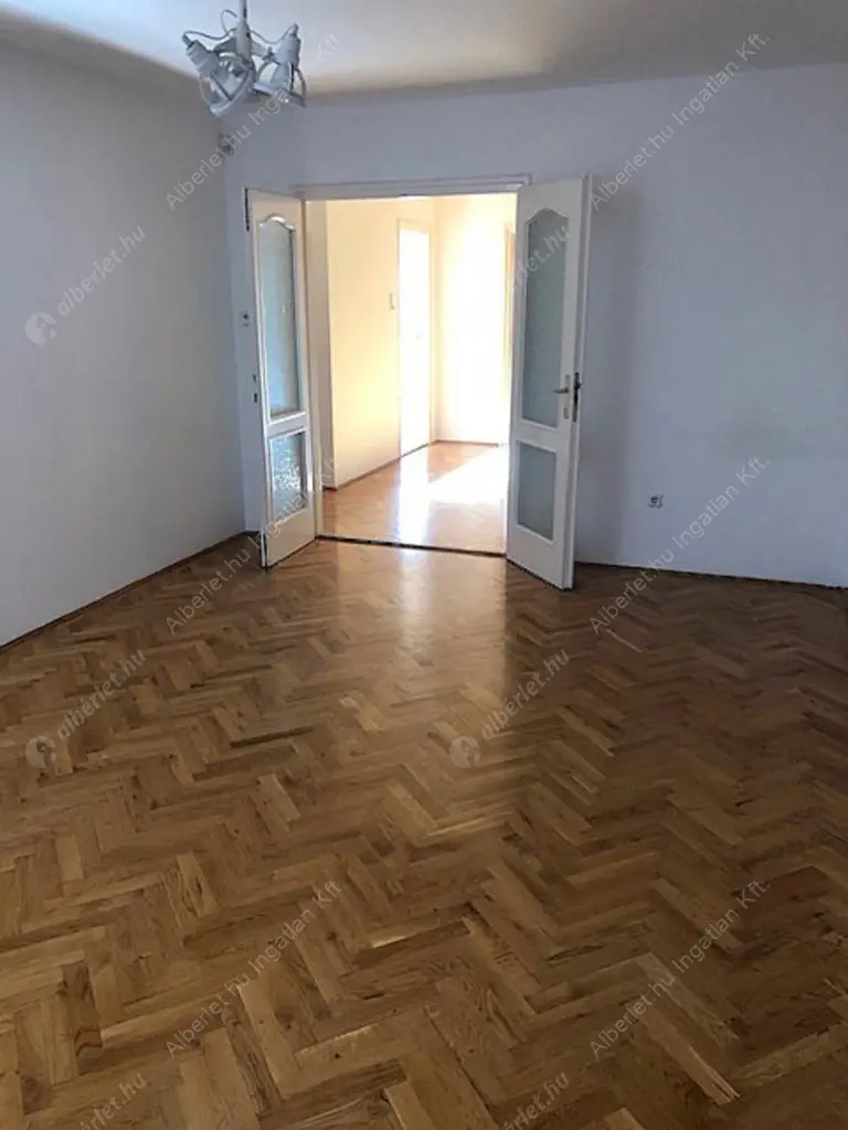 Kiadó albérlet 340000 Ft/hó áron: Budapest, XIII. kerület  Csata utca. Mérete: 82 nm, 3 szobás | Alberlet.hu - 6525102