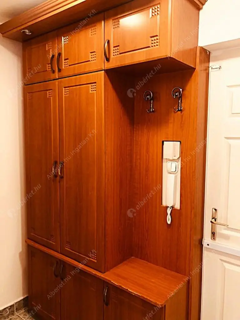 Kiadó albérlet 340000 Ft/hó áron: Budapest, XIII. kerület  Csata utca. Mérete: 82 nm, 3 szobás | Alberlet.hu - 6525107