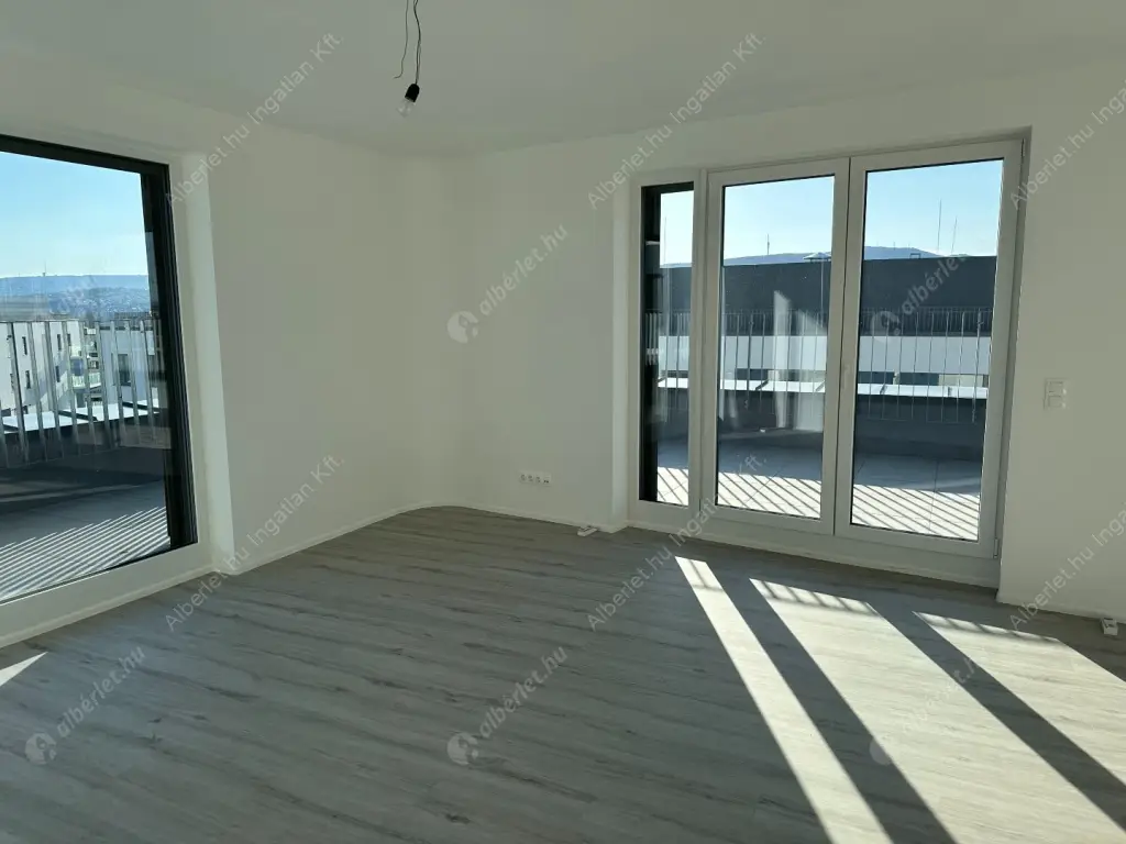 Kiadó albérlet 1080000 Ft/hó áron: Budapest, XIII. kerület  Cserhalom utca. Mérete: 110 nm, 5 szobás | Alberlet.hu - 6567994