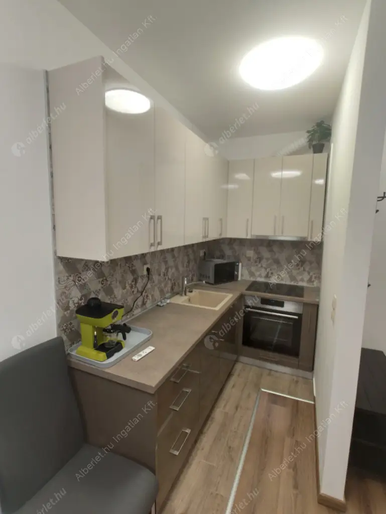 Kiadó albérlet 320000 Ft/hó áron: Budapest, XIII. kerület  Cserhalom utca. Mérete: 42 nm, 2 szobás | Alberlet.hu - 6533843