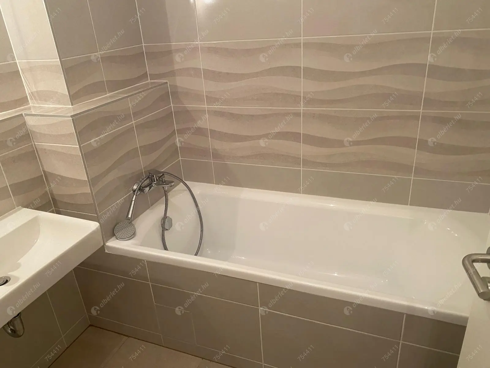 Kiadó albérlet 299000 Ft/hó áron: Budapest, XIII. kerület  Cserhalom utca. Mérete: 45 nm, 2 szobás | Alberlet.hu - 6353726