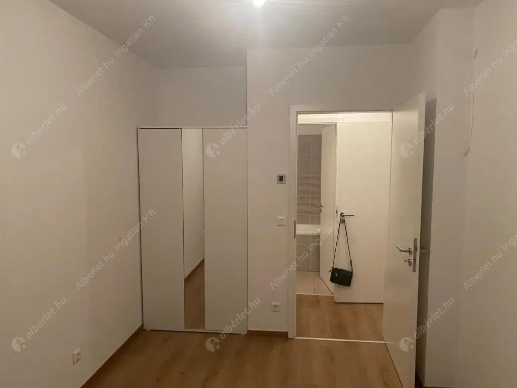 Kiadó albérlet 299000 Ft/hó áron: Budapest, XIII. kerület  Cserhalom utca. Mérete: 45 nm, 2 szobás | Alberlet.hu - 6627962