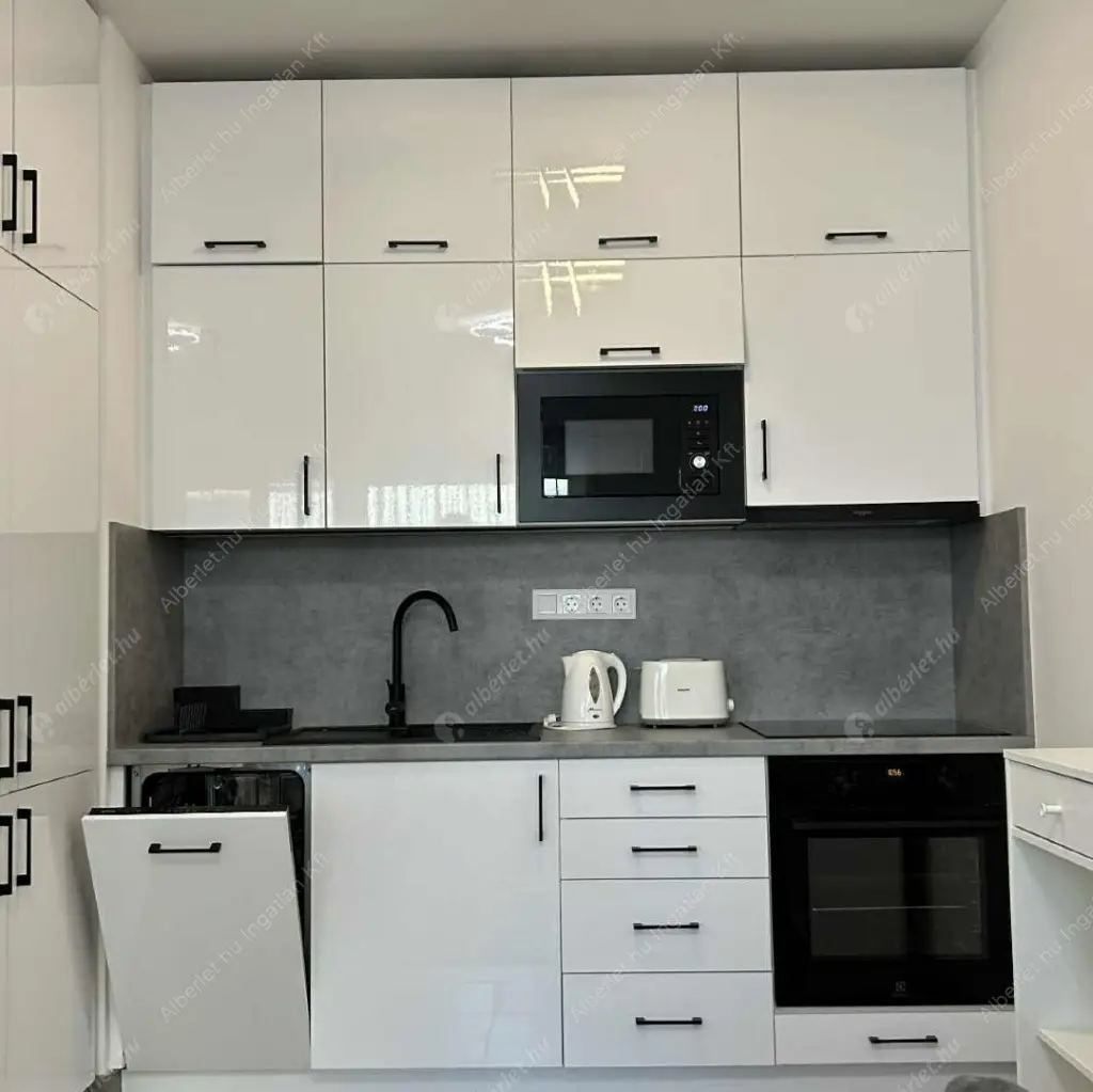 Kiadó albérlet 420000 Ft/hó áron: Budapest, XIII. kerület  Cserhalom utca. Mérete: 65 nm, 3 szobás | Alberlet.hu - 6624433