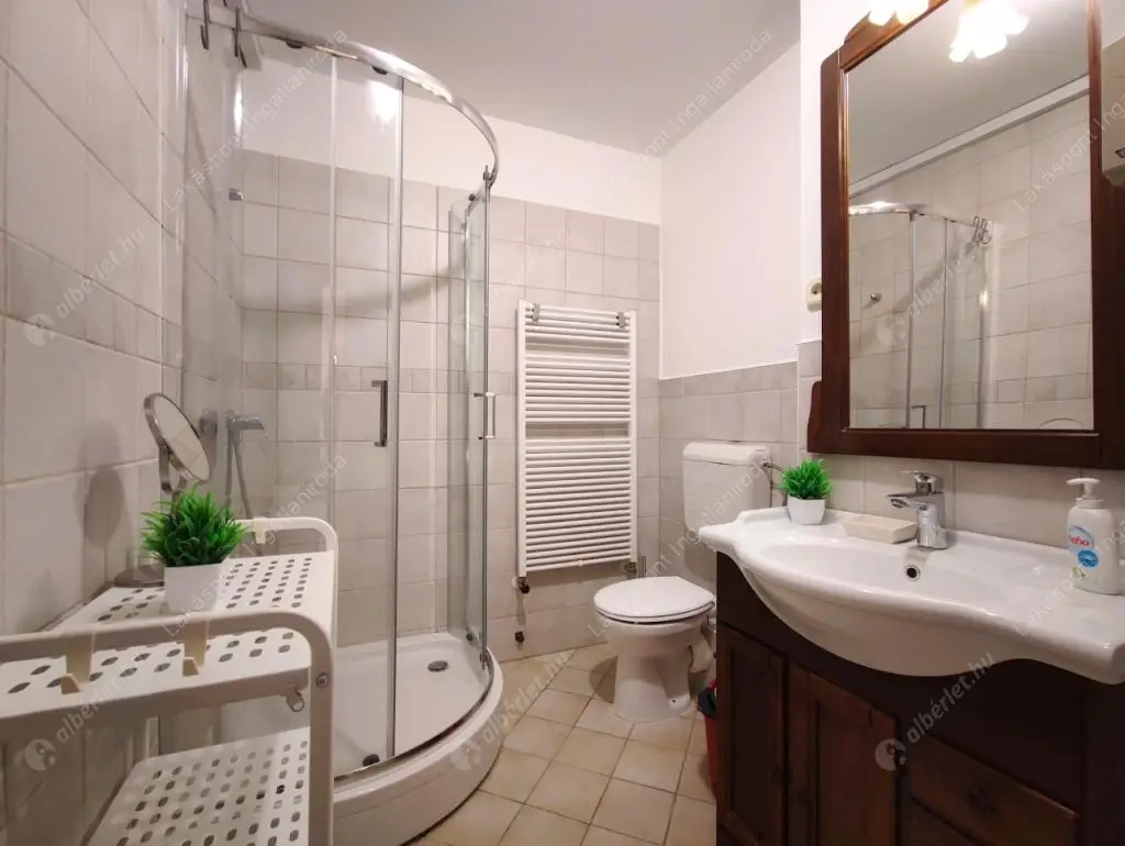 Kiadó albérlet 230000 Ft/hó áron: Budapest, XIII. kerület  Csongor utca. Mérete: 40 nm, 1 szobás | Alberlet.hu - 6357652