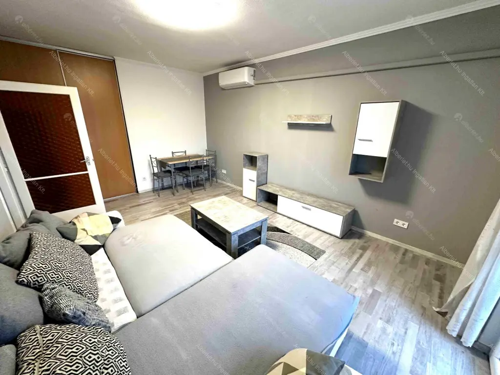 Kiadó albérlet 250000 Ft/hó áron: Budapest, XIII. kerület  Csuka utca. Mérete: 48 nm, 1 szobás | Alberlet.hu - 6656953