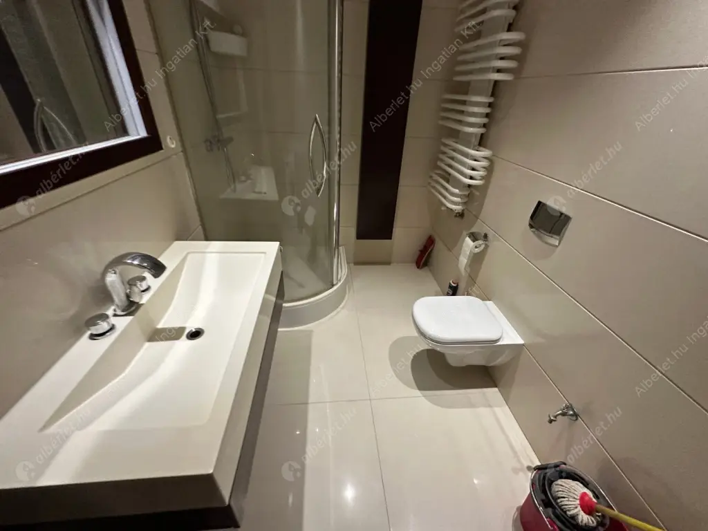 Kiadó albérlet 650000 Ft/hó áron: Budapest, XIII. kerület  Danubius utca. Mérete: 110 nm, 4 szobás | Alberlet.hu - 6617426