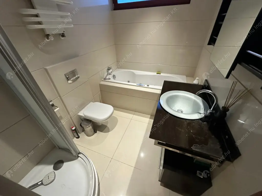 Kiadó albérlet 650000 Ft/hó áron: Budapest, XIII. kerület  Danubius utca. Mérete: 110 nm, 4 szobás | Alberlet.hu - 6617432