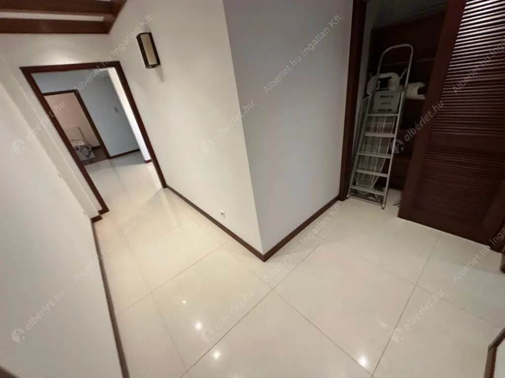 Kiadó albérlet 650000 Ft/hó áron: Budapest, XIII. kerület  Danubius utca. Mérete: 110 nm, 4 szobás | Alberlet.hu - 6617434