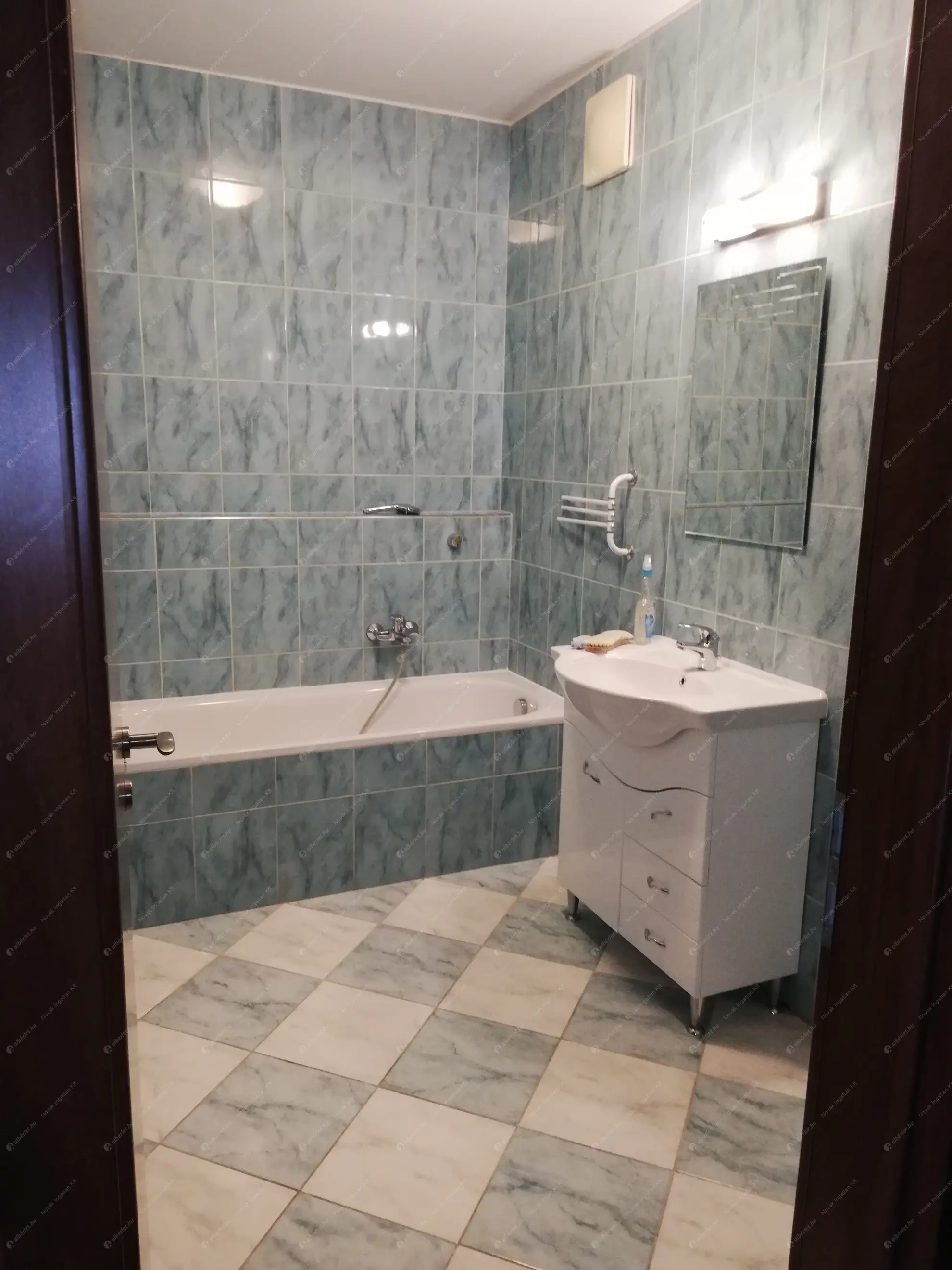 Kiadó albérlet 290000 Ft/hó áron: Budapest, XIII. kerület  Danubius utca. Mérete: 49 nm, 1 szobás | Alberlet.hu - 6620829