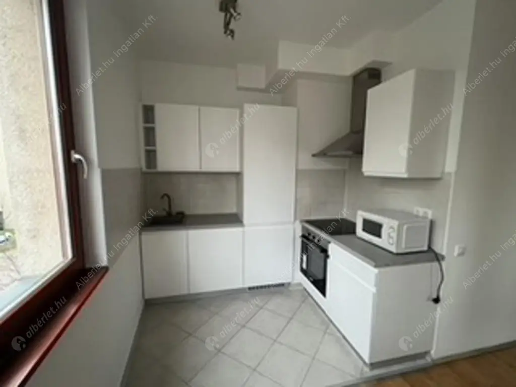 Kiadó albérlet 320000 Ft/hó áron: Budapest, XIII. kerület  Danubius utca. Mérete: 53 nm, 2 szobás | Alberlet.hu - 6594361