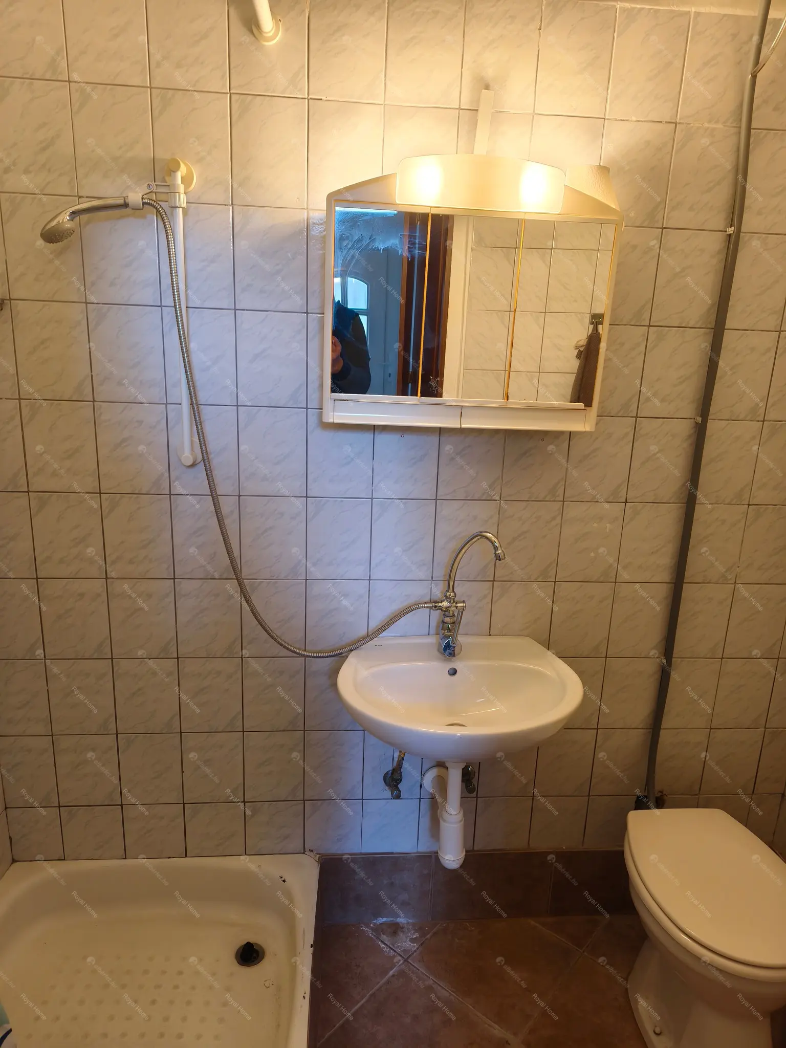 Kiadó albérlet 175000 Ft/hó áron: Budapest, XIII. kerület  Dévai utca. Mérete: 31 nm, 1 szobás | Alberlet.hu - 6668685