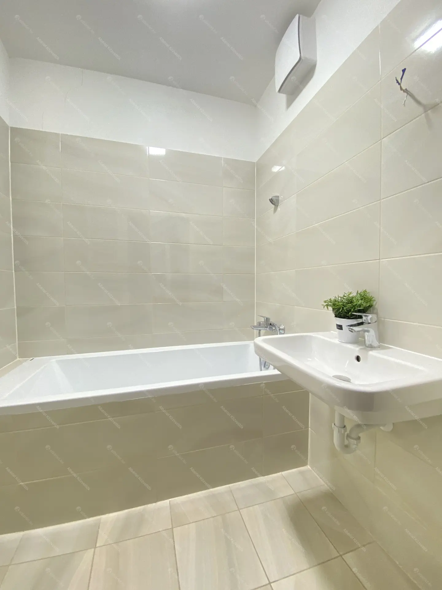 Kiadó albérlet 230000 Ft/hó áron: Budapest, XIII. kerület  Dévai utca. Mérete: 47 nm, 2 szobás | Alberlet.hu - 5992199