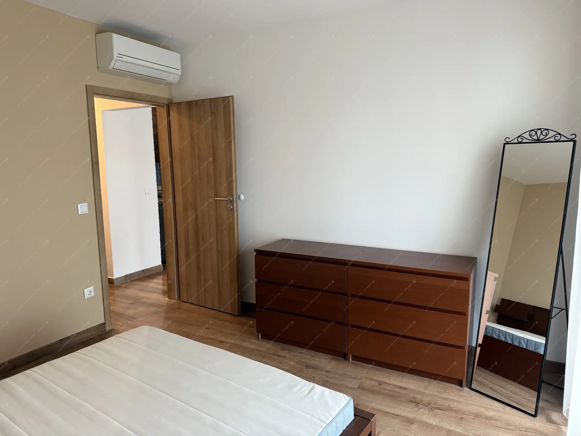 Kiadó albérlet 300000 Ft/hó áron: Budapest, XIII. kerület  Dévai utca. Mérete: 51 nm, 2 szobás | Alberlet.hu - 6631276