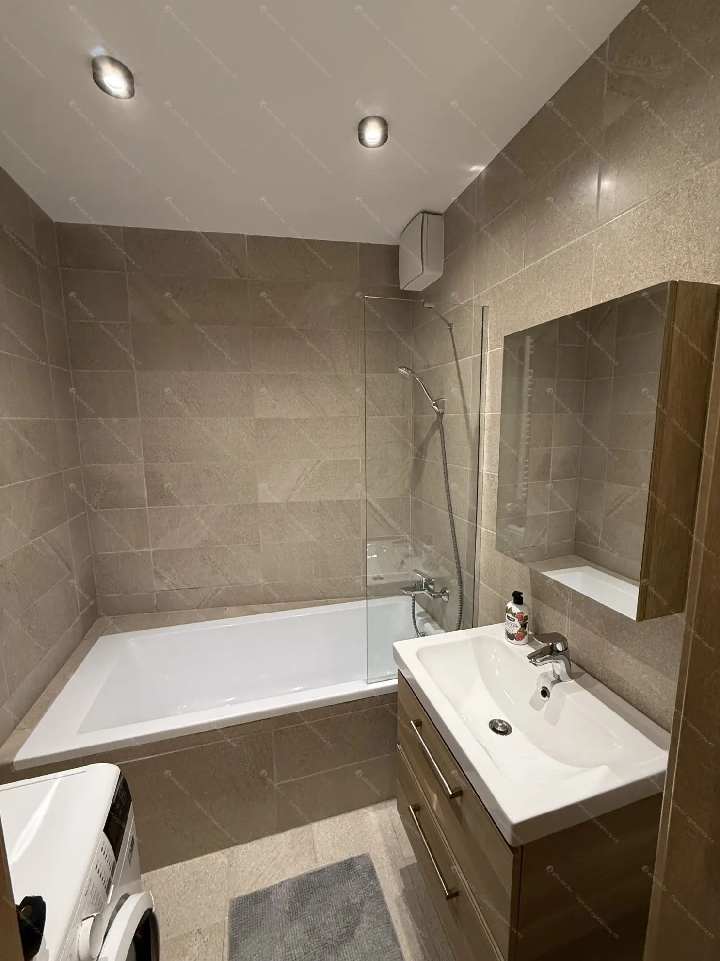 Kiadó albérlet 300000 Ft/hó áron: Budapest, XIII. kerület  Dévai utca. Mérete: 51 nm, 2 szobás | Alberlet.hu - 6631284