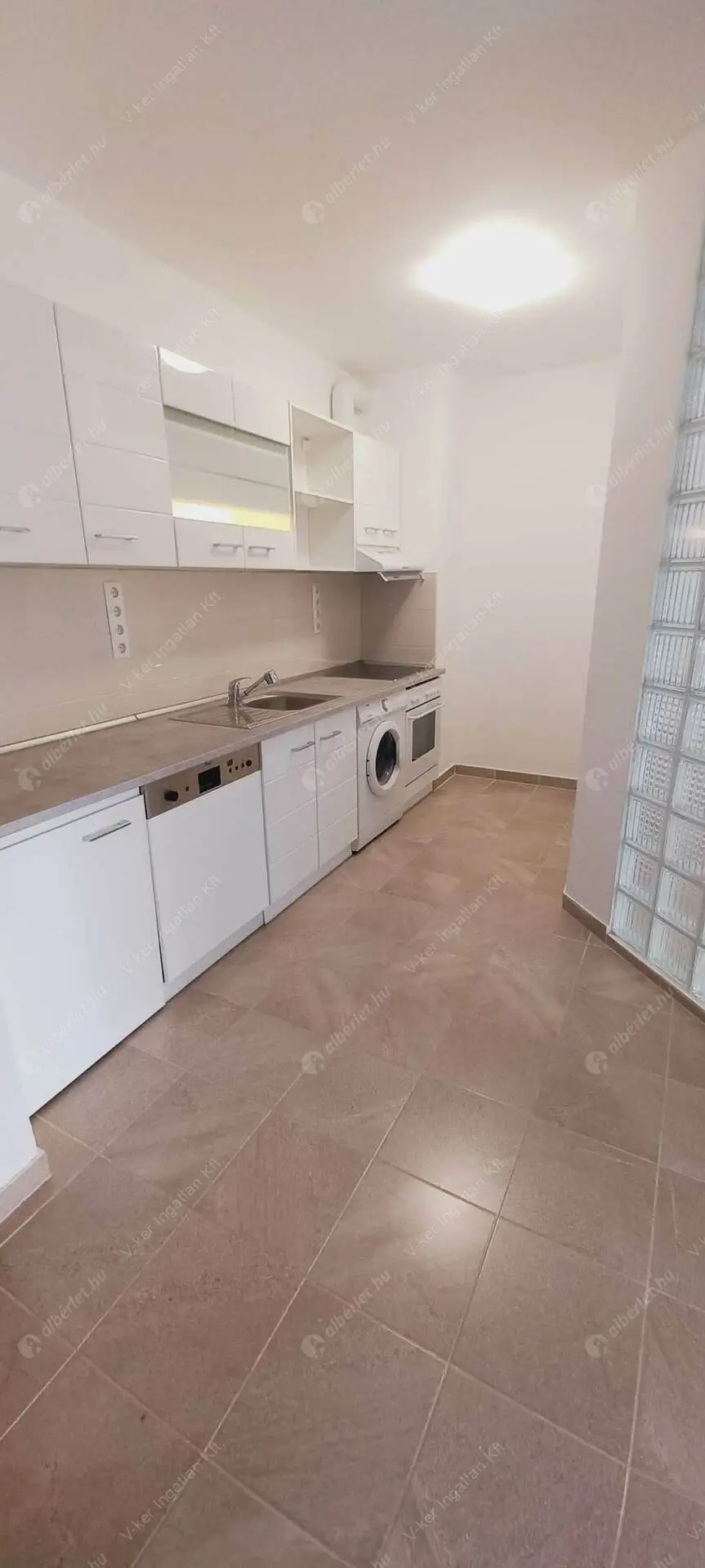 Kiadó albérlet 350000 Ft/hó áron: Budapest, XIII. kerület  Dévai utca. Mérete: 52 nm, 2 szobás | Alberlet.hu - 5928016