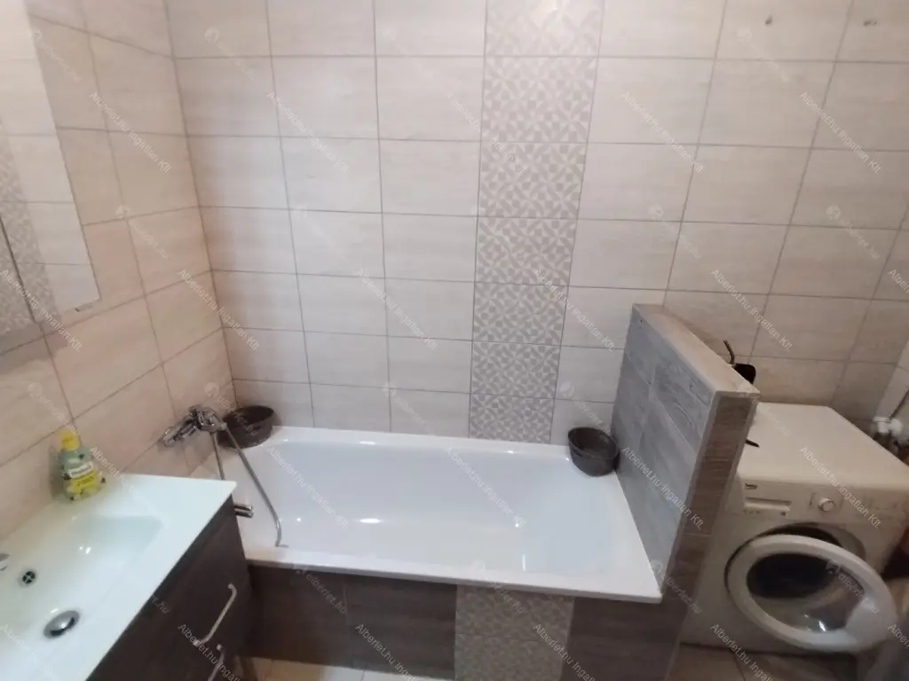 Kiadó albérlet 325000 Ft/hó áron: Budapest, XIII. kerület  Dolmány utca. Mérete: 56 nm, 2 szobás | Alberlet.hu - 6646760