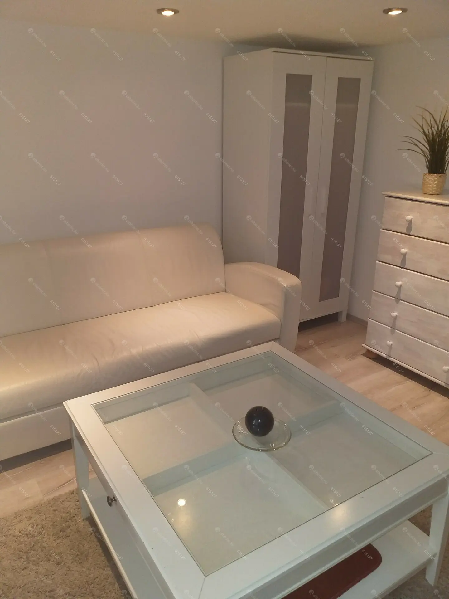 Kiadó albérlet 170000 Ft/hó áron: Budapest, XIII. kerület  Dráva utca. Mérete: 26 nm, 1 szobás | Alberlet.hu - 5644779