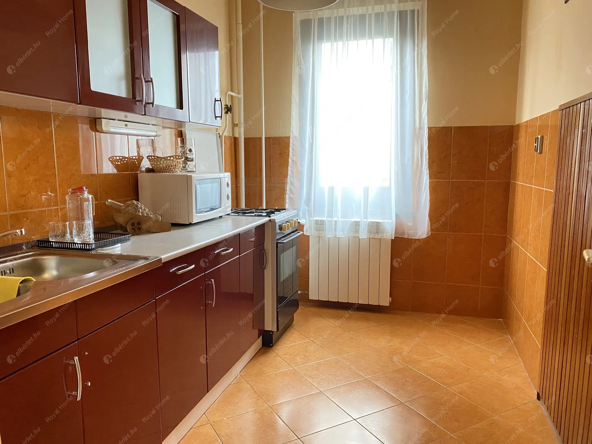 Kiadó albérlet 280000 Ft/hó áron: Budapest, XIII. kerület  Dráva utca. Mérete: 64 nm, 3 szobás | Alberlet.hu - 5825571