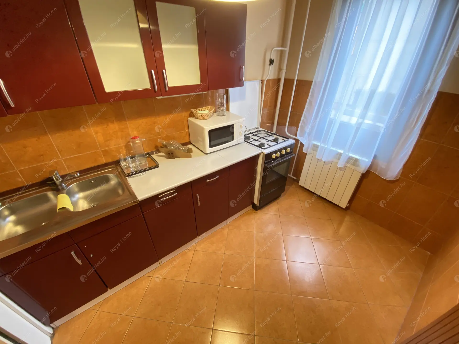 Kiadó albérlet 280000 Ft/hó áron: Budapest, XIII. kerület  Dráva utca. Mérete: 64 nm, 3 szobás | Alberlet.hu - 5825576