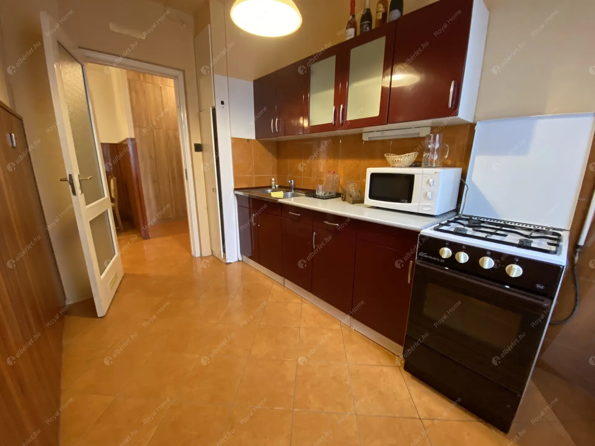 Kiadó albérlet 280000 Ft/hó áron: Budapest, XIII. kerület  Dráva utca. Mérete: 64 nm, 3 szobás | Alberlet.hu - 5825577