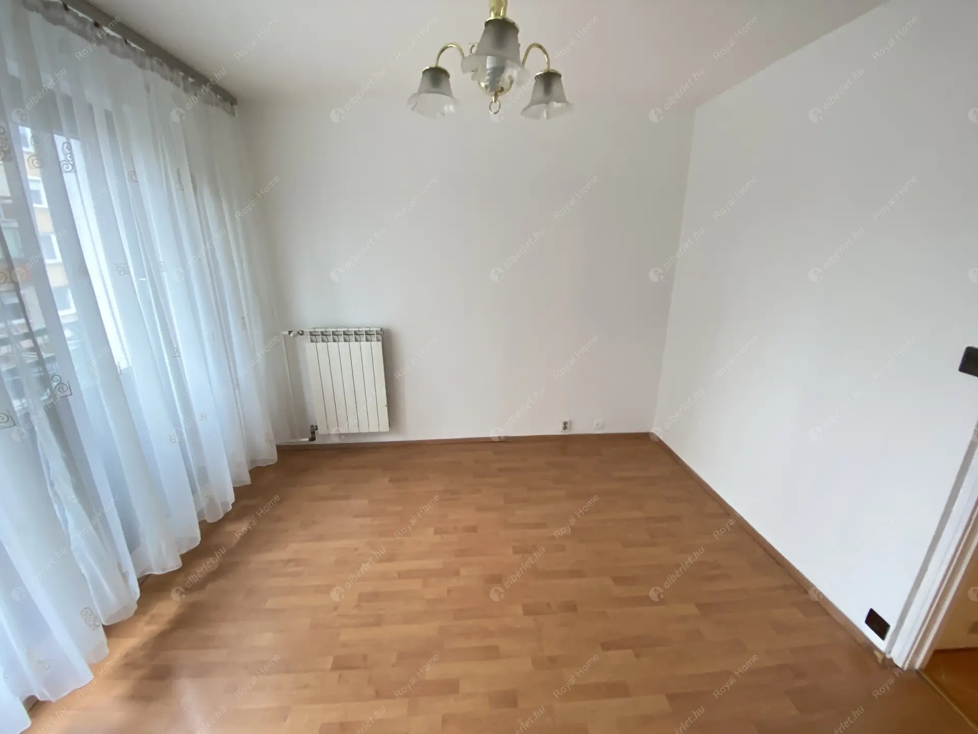 Kiadó albérlet 280000 Ft/hó áron: Budapest, XIII. kerület  Dráva utca. Mérete: 64 nm, 3 szobás | Alberlet.hu - 5825602