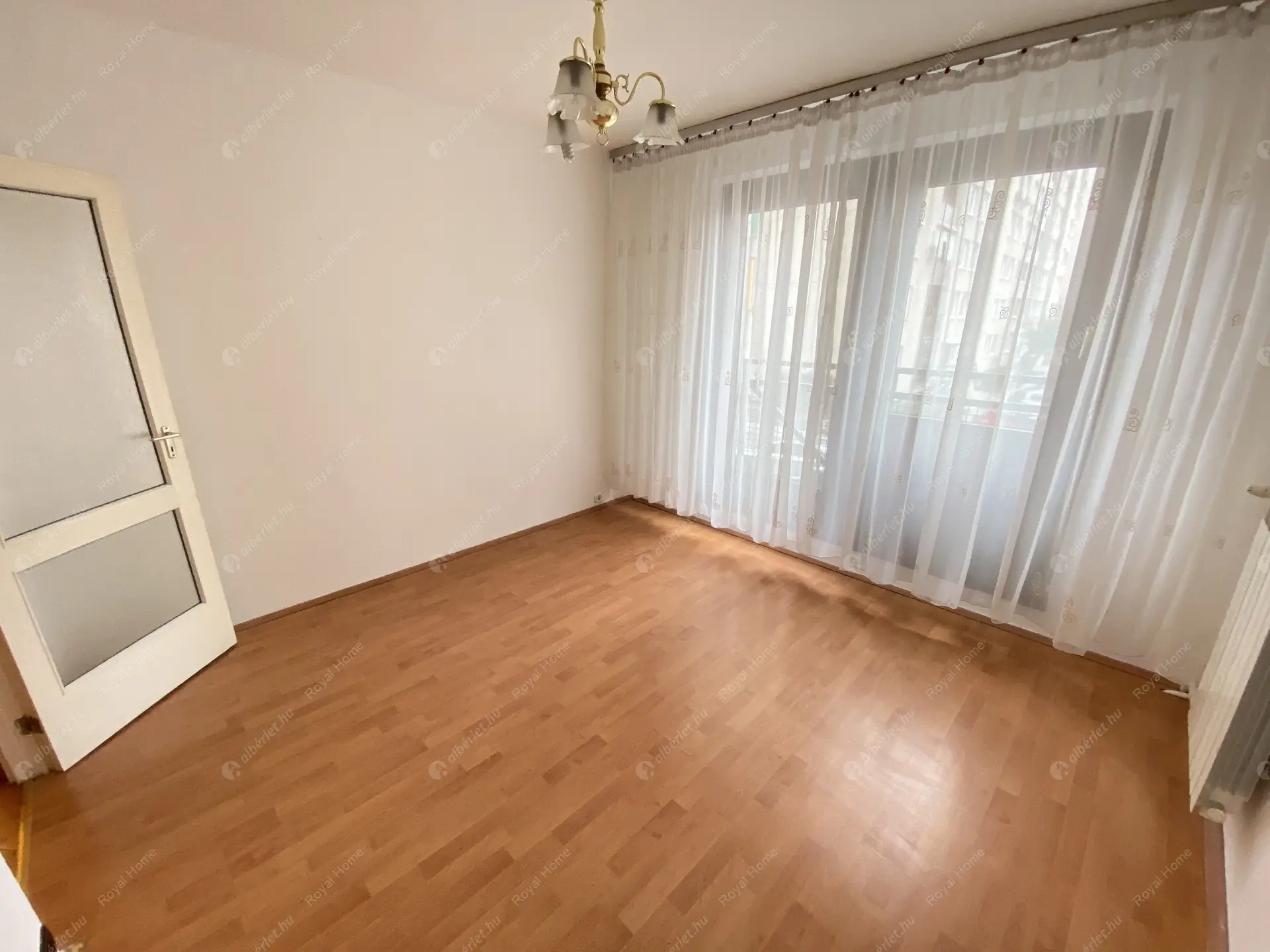 Kiadó albérlet 280000 Ft/hó áron: Budapest, XIII. kerület  Dráva utca. Mérete: 64 nm, 3 szobás | Alberlet.hu - 5825603