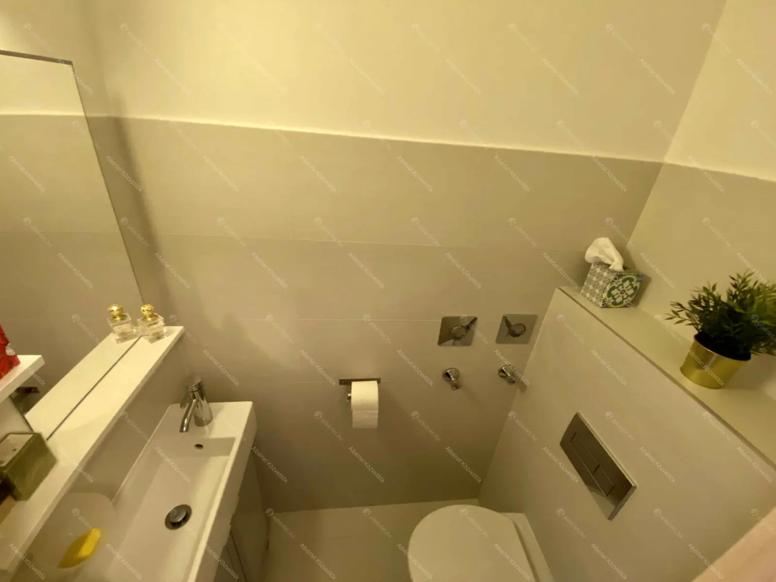 Kiadó albérlet 205000 Ft/hó áron: Budapest, XIII. kerület  Fáy köz. Mérete: 37 nm, 2 szobás | Alberlet.hu - 6672209