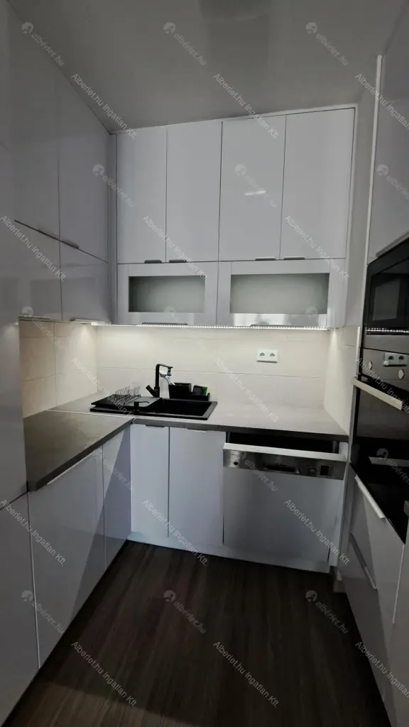 Kiadó albérlet 300000 Ft/hó áron: Budapest, XIII. kerület  Fáy utca. Mérete: 49 nm, 2 szobás | Alberlet.hu - 6708221