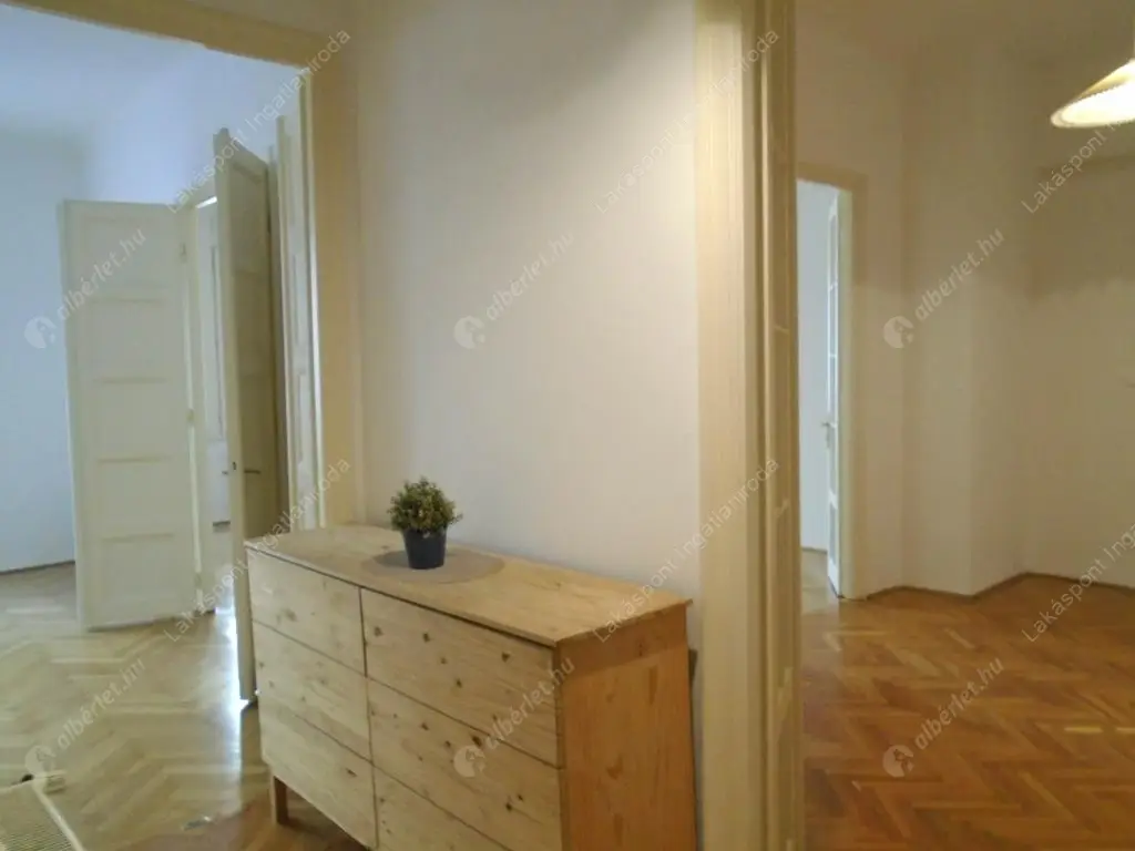 Kiadó albérlet 295000 Ft/hó áron: Budapest, XIII. kerület  Felka utca. Mérete: 100 nm, 3 szobás | Alberlet.hu - 6553375