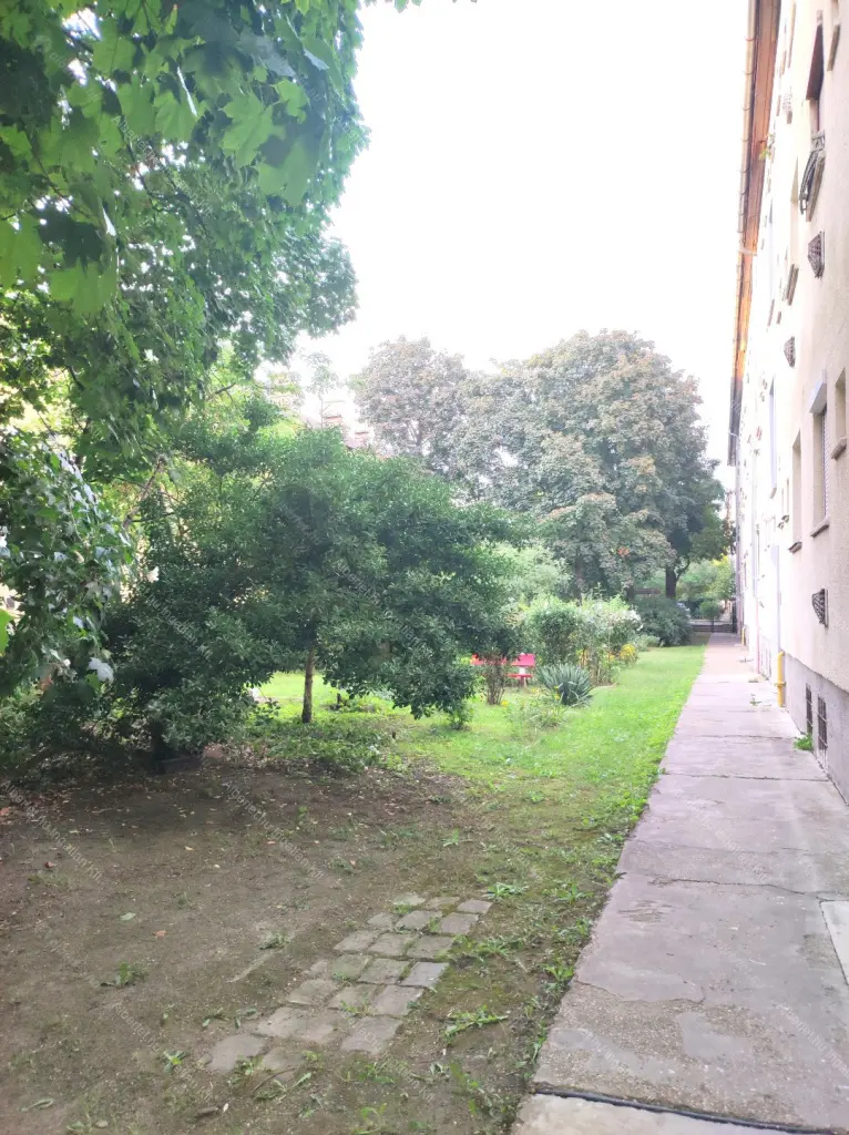 Kiadó albérlet 210000 Ft/hó áron: Budapest, XIII. kerület  Fiastyúk utca. Mérete: 40 nm, 1 szobás | Alberlet.hu - 6694568