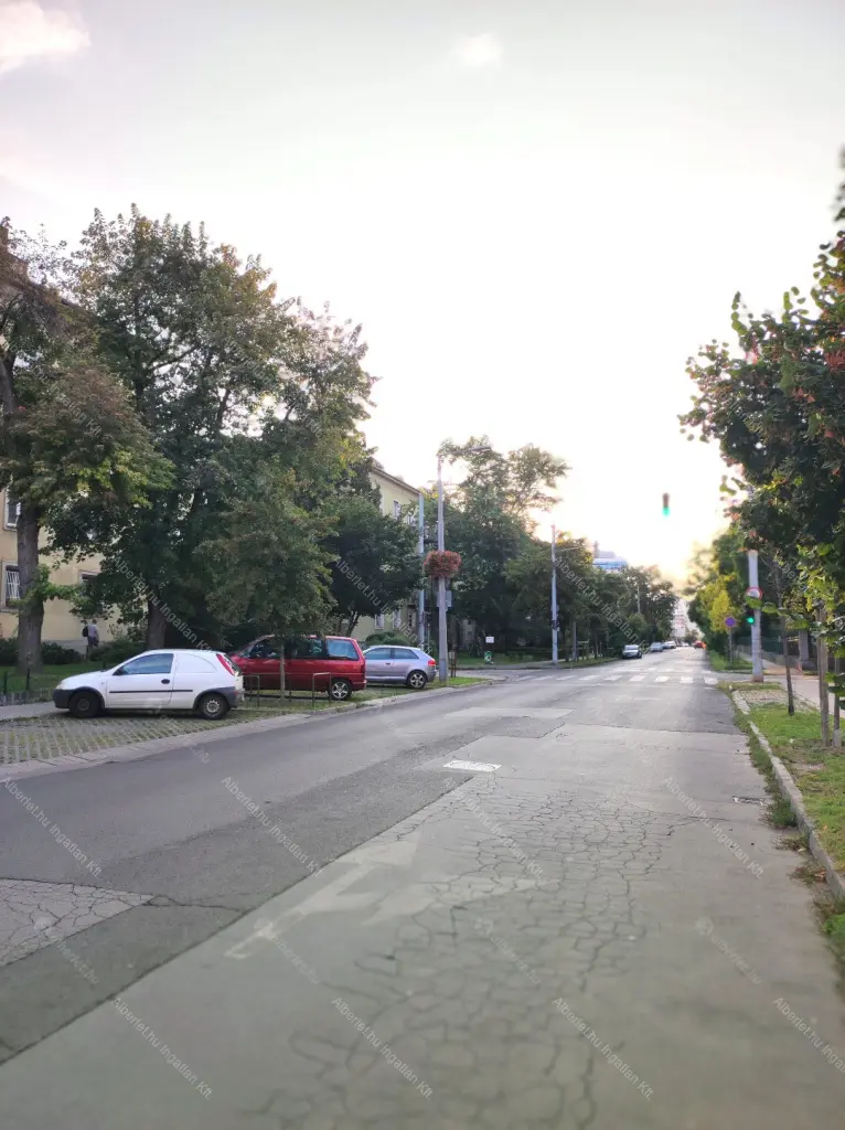 Kiadó albérlet 210000 Ft/hó áron: Budapest, XIII. kerület  Fiastyúk utca. Mérete: 40 nm, 1 szobás | Alberlet.hu - 6694569