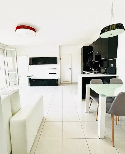 Kiadó albérlet 250000 Ft/hó áron: Budapest, XIII. kerület  Forgács köz . Mérete: 50 nm, 2 szobás | Alberlet.hu - 6668637