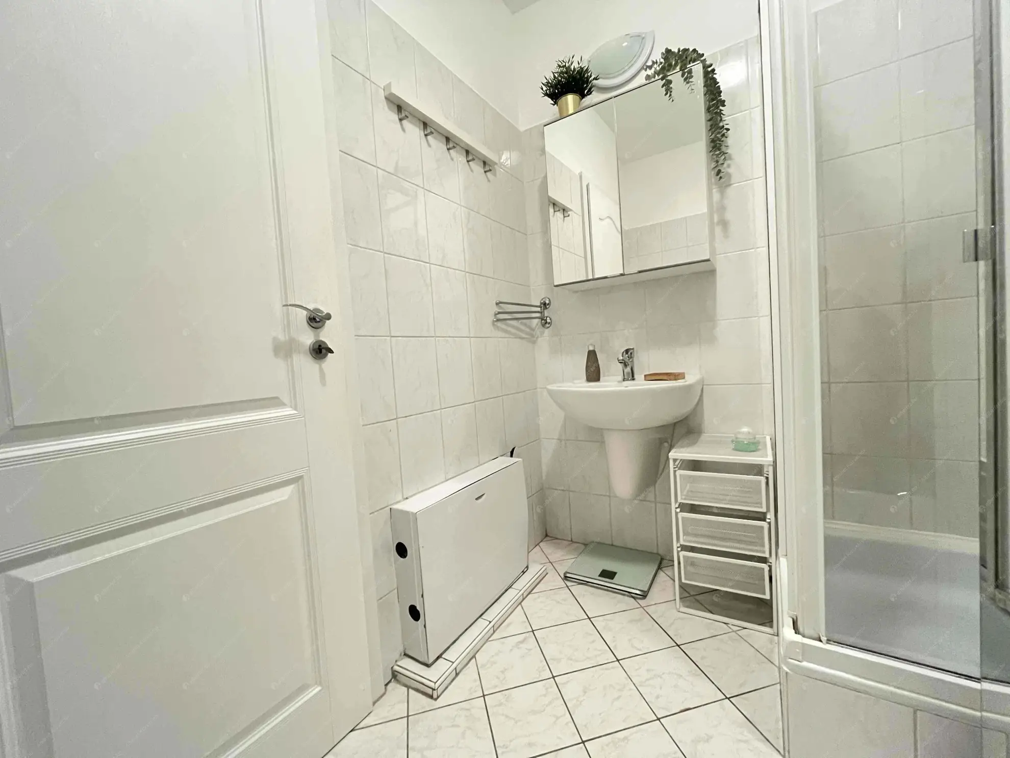 Kiadó albérlet 270000 Ft/hó áron: Budapest, XIII. kerület  Frangepán köz. Mérete: 50 nm, 1 szobás | Alberlet.hu - 6616820