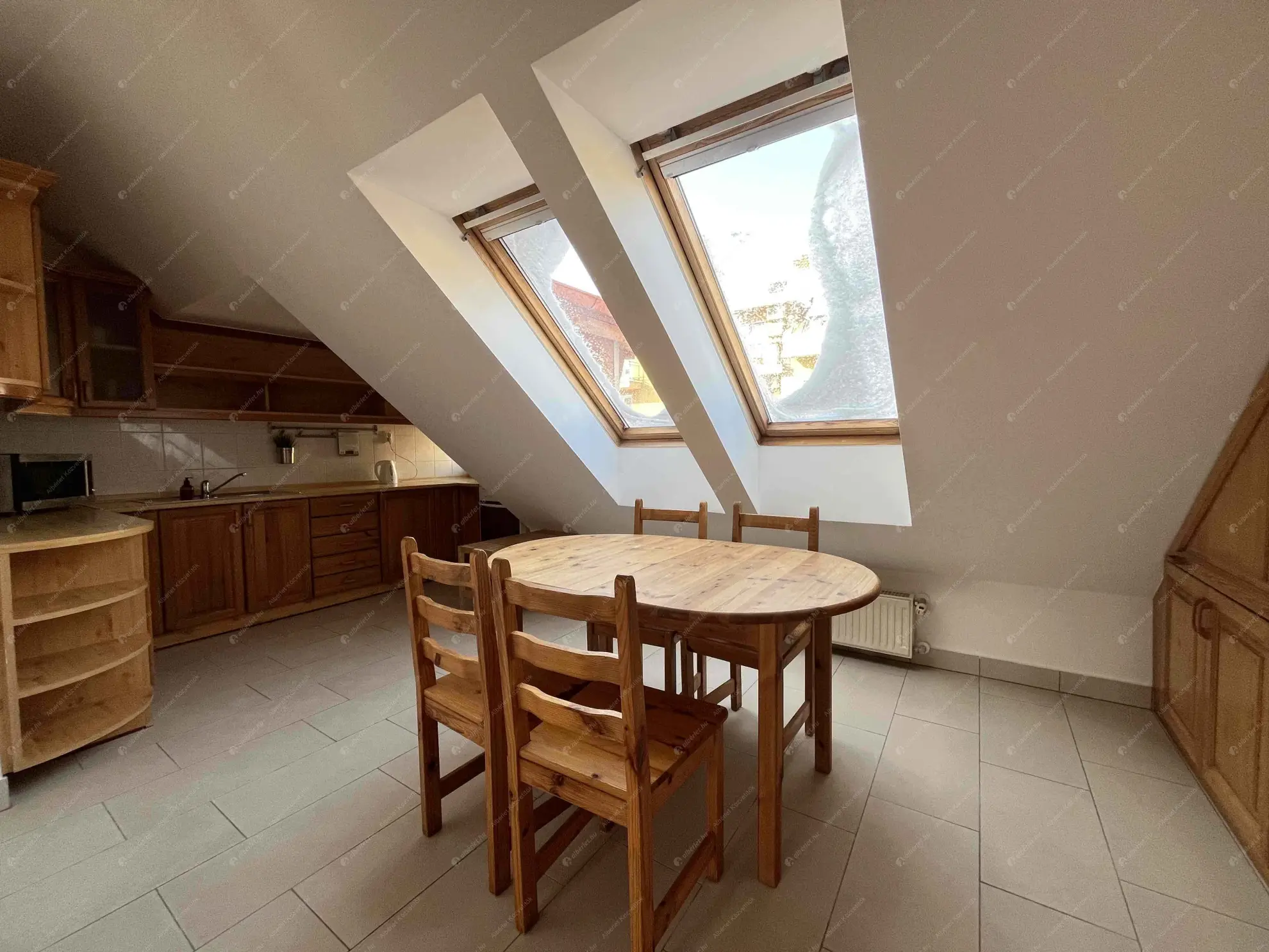 Kiadó albérlet 270000 Ft/hó áron: Budapest, XIII. kerület  Frangepán köz. Mérete: 50 nm, 1 szobás | Alberlet.hu - 6616825