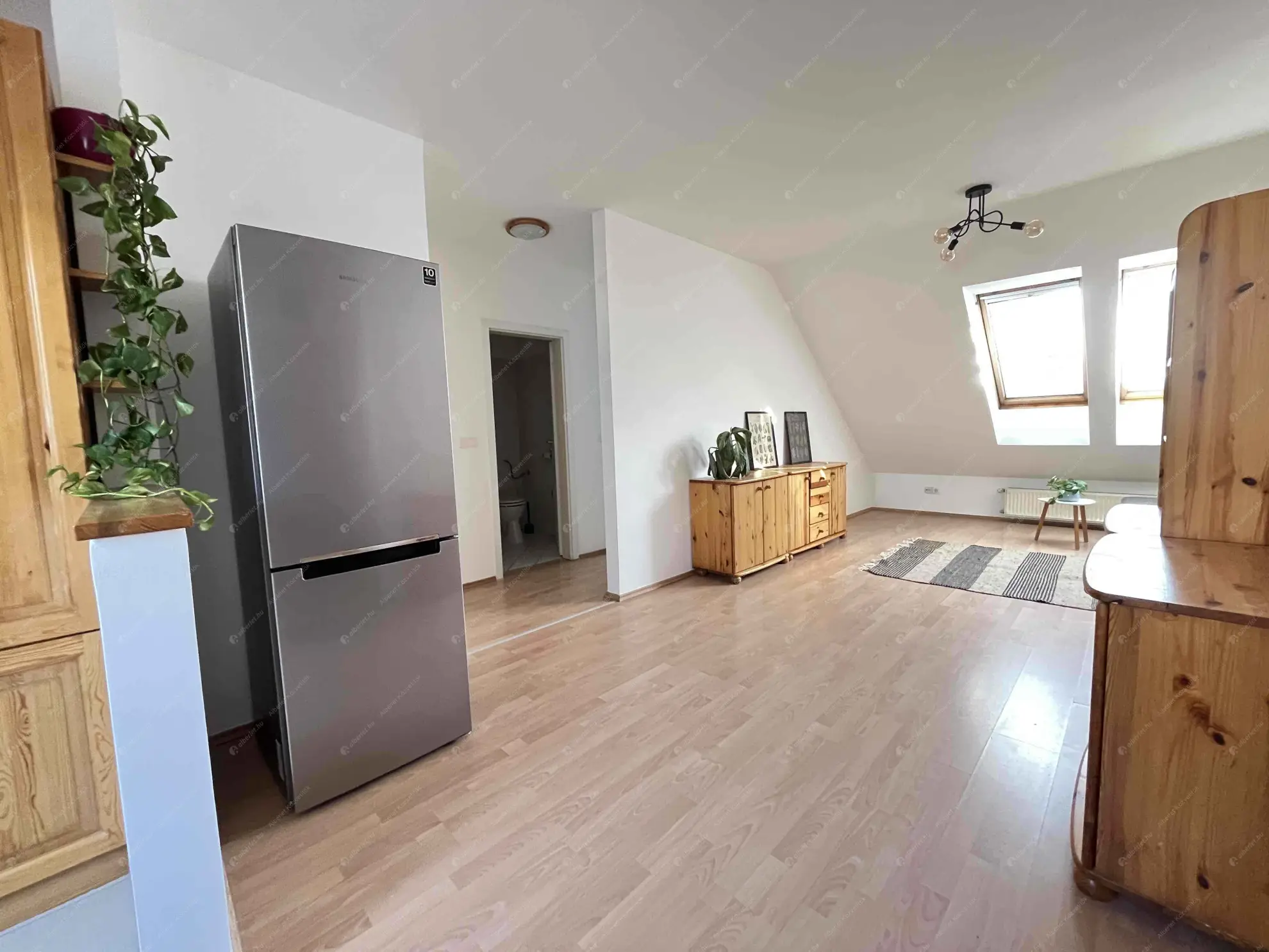 Kiadó albérlet 270000 Ft/hó áron: Budapest, XIII. kerület  Frangepán köz. Mérete: 50 nm, 1 szobás | Alberlet.hu - 6616829