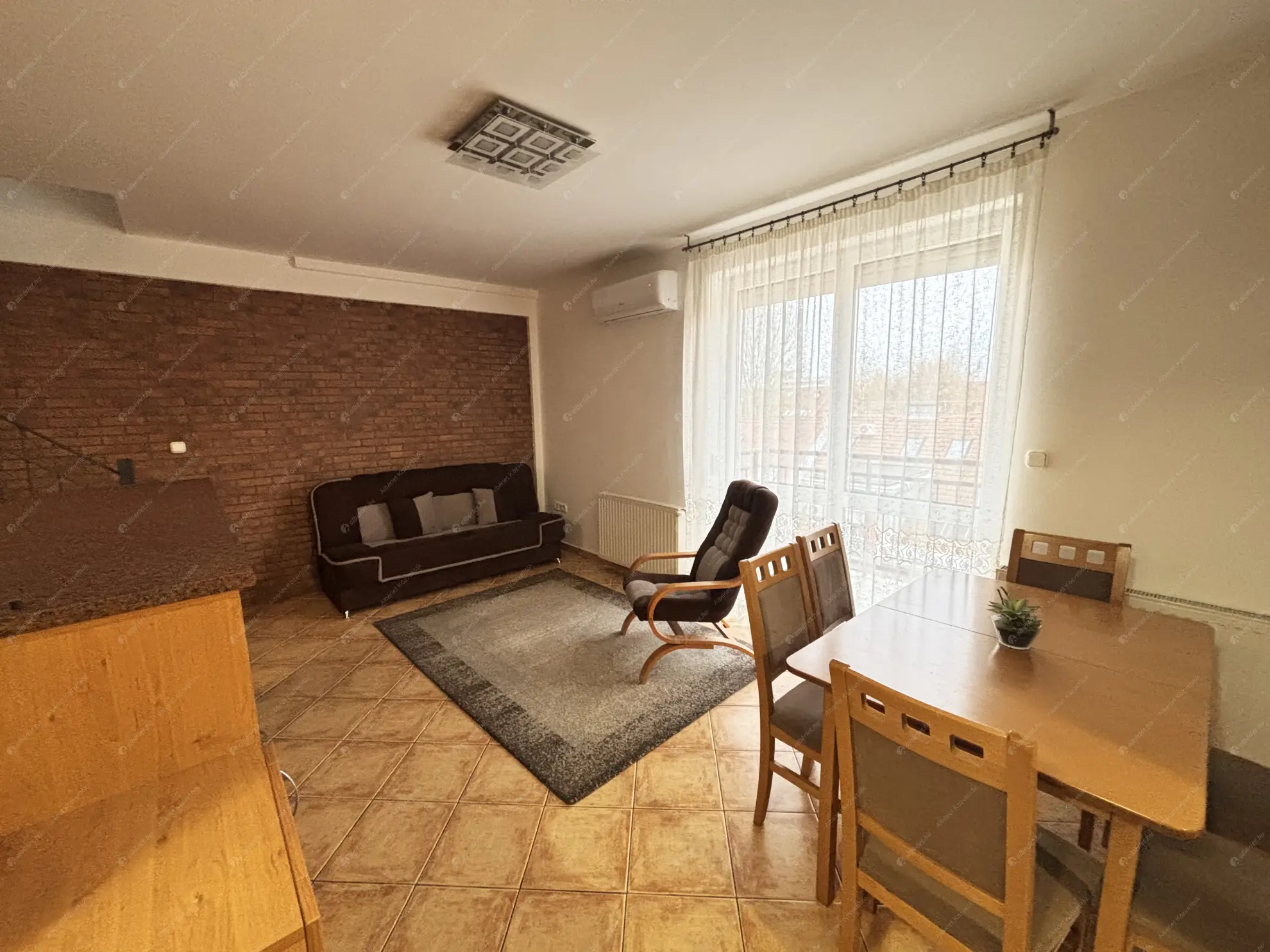 Kiadó albérlet 340000 Ft/hó áron: Budapest, XIII. kerület  Frangepán köz. Mérete: 83 nm, 3 szobás | Alberlet.hu - 6580424