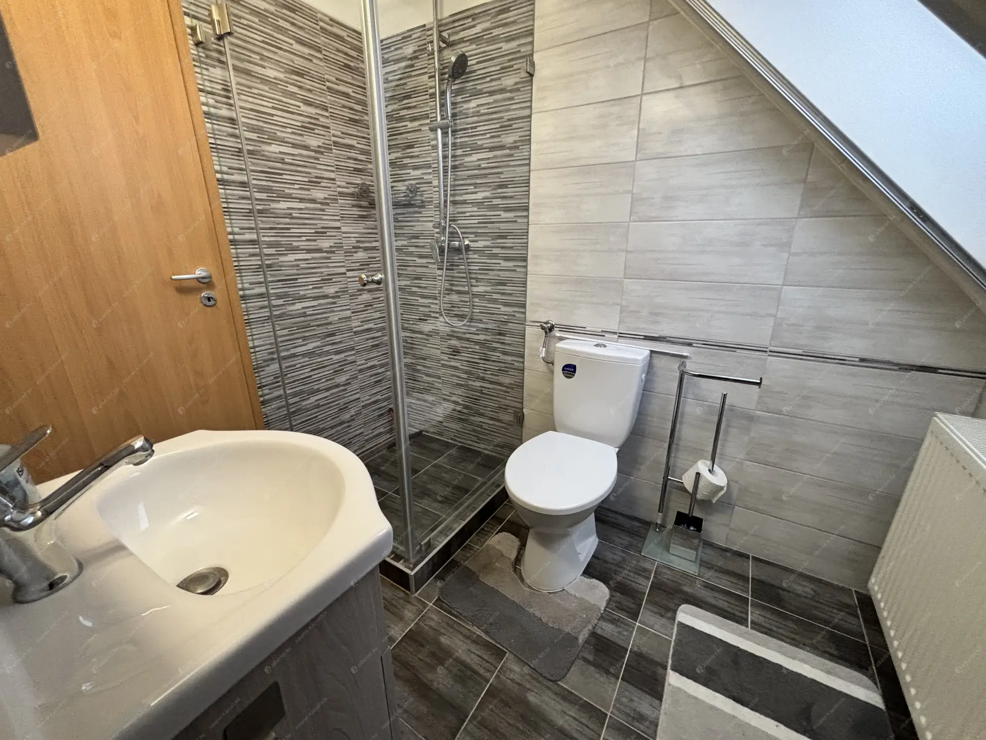 Kiadó albérlet 340000 Ft/hó áron: Budapest, XIII. kerület  Frangepán köz. Mérete: 83 nm, 3 szobás | Alberlet.hu - 6580448